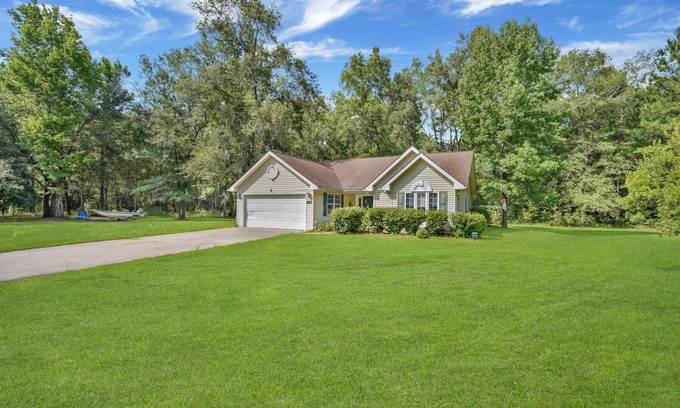 Hardeeville House | Nature lovers escape! Spacious home near Bluffton, SC and Savannah, GA