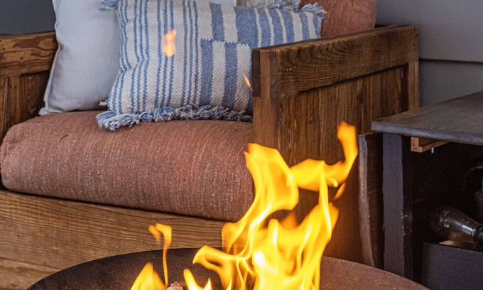 Squamish House | Nature, Nurture, Nest at the Mamquam Mountain Suite. Peace in the Mountains