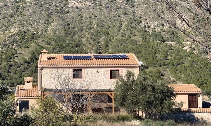 La Bermeja House | Nature, peace and quiet! Free WiFi, luxury and comfort in beautiful house