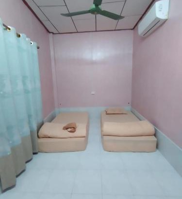 Thakhek Hostel | Naughty Boy - Thakhek