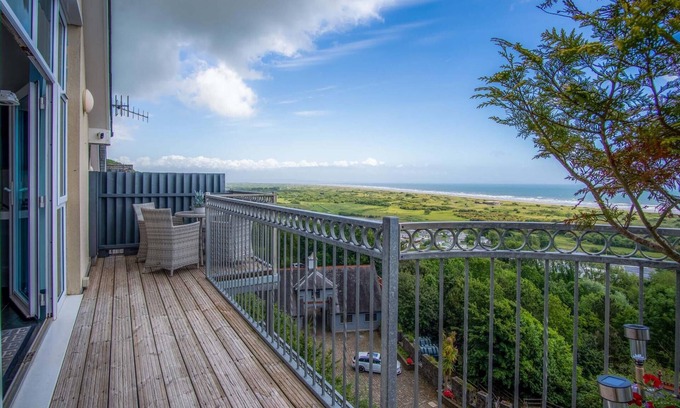Pendine Apartment | Nautilus - 2 Bedroom Apartment - Pendine
