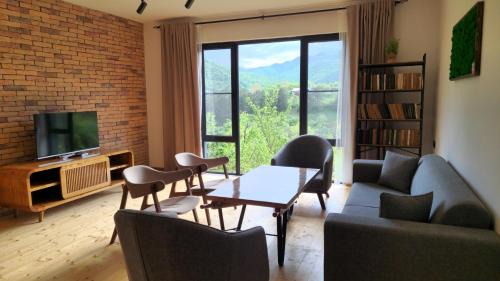 Dilijan Apartment | Nazani,apartment with 4 bedrooms,whole apartment,жильё целиком