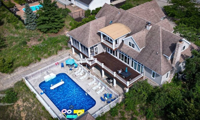Grand Beach House | ND Games Easy Drive & Great Fall Foliage