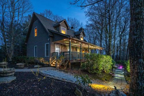 Scaly Mountain House | Near Highlands 36-Acre Scaly Mountain Lodge
