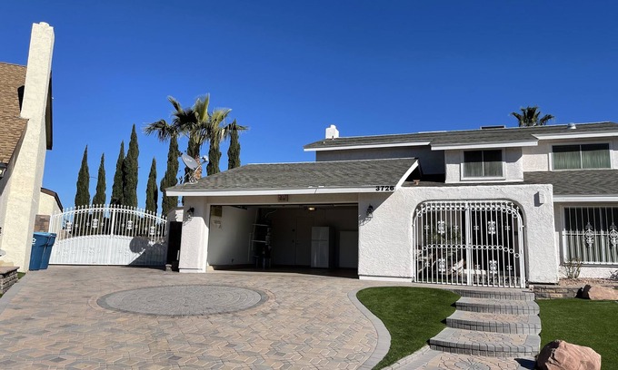 Spring Valley House | Near Las Vegas Strip. 4 bed, 3 baths, sleeps 8. Friendly and quiet neighborhood.