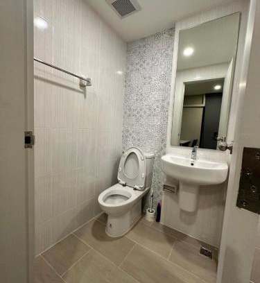 Minburi Apartment | Near Safari Park and BTS Bangchan condo swimming, fitness, cooking, family-friendly rental