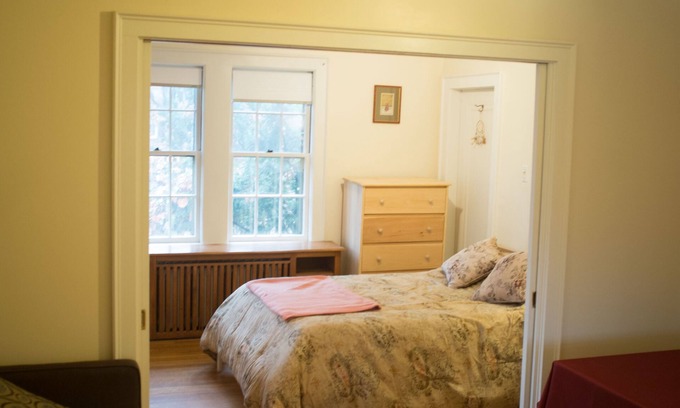West Cambridge Apartment | Near scenic Fresh Pond, Charles river, shops, Harvard Sq access , Free parking