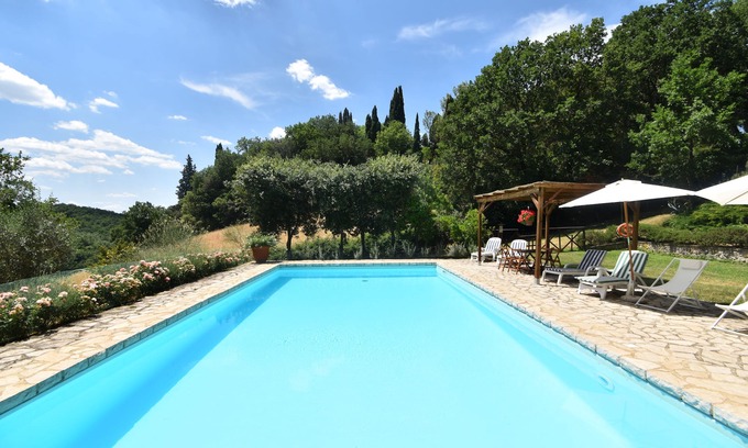 Villa Parigini House | Near Siena (6 km), in Chianti, swimming pool and terrace, Wi-fi, A/C