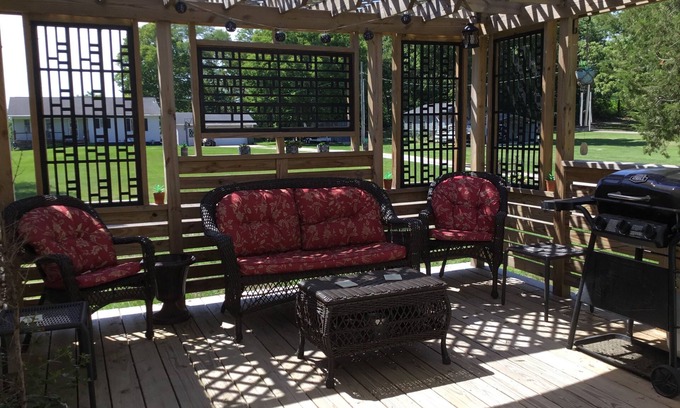Keithsburg House | Near State park & Forest. Close to river for boating. Stay…Anchored Inn