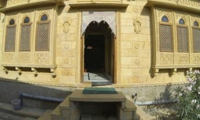 Amar Sagar Pol House | Neem Guest House By GRB
