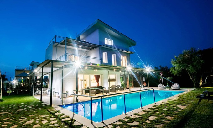 Kato Achaia Villa | Nefeli's Luxury Villa - Private pool - ADA compliant - Near Patras - Peloponnese