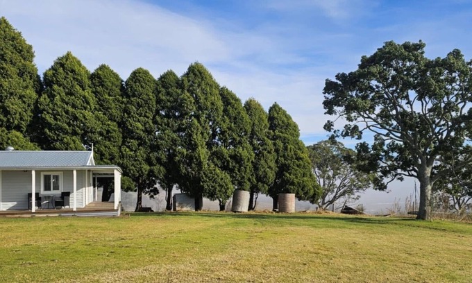 Buckajo Cottage | Nelba Cottage Buckajo ~ spectacular rural views near BeganSTAY 3 PAY 2 OFFER!*