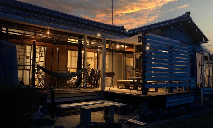 Yoita House | NEMARU Live with Books