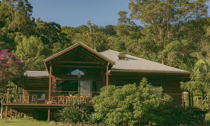 Main Arm House | Nest - Nestled on 35 acres of undulating landscape surrounded by 200 acres of national forest