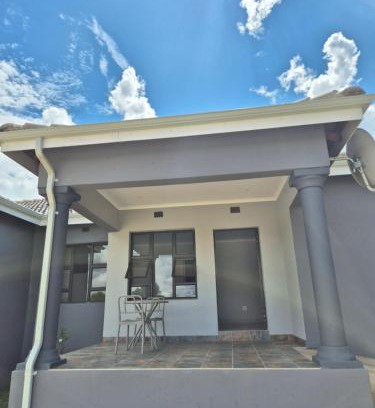Kokstad Bed & Breakfast | Nest On Main