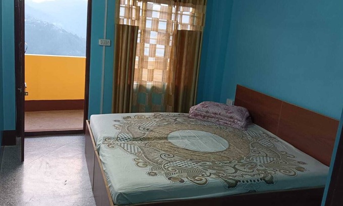 Darjeeling Apartment | Nestled in Tranquility Sparrow Nest Homestay in Heart of Darjeeling!
