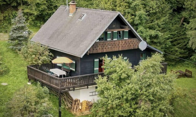 Reichenau House | Neunhoeffer by Interhome