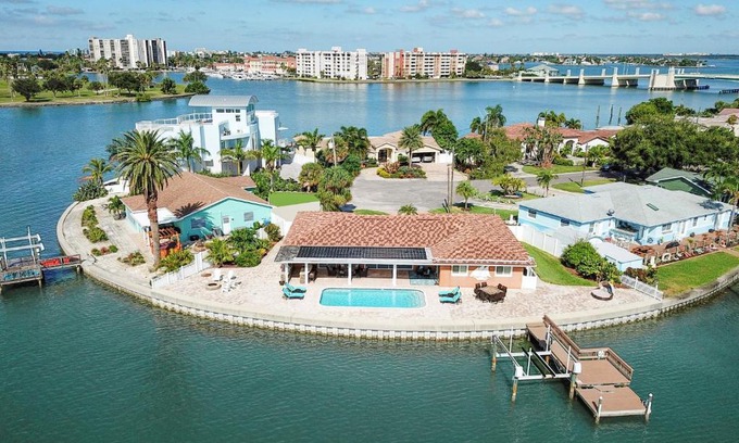 Causeway Isles House | Neverending Paradise