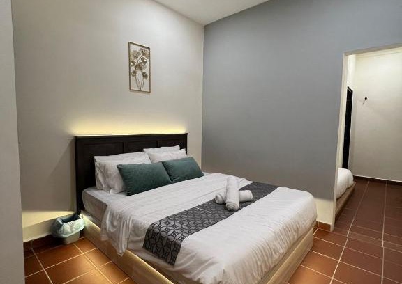 Jonker Walk House | New! 1min to JonkerStreet TangHouse's Hotel Melaka 鸡场街