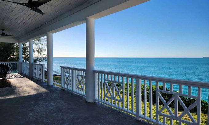 Black Point Villa | New 3-bed oceanview villa, Black Point, Exuma near Staniel, AC, Wifi boat access