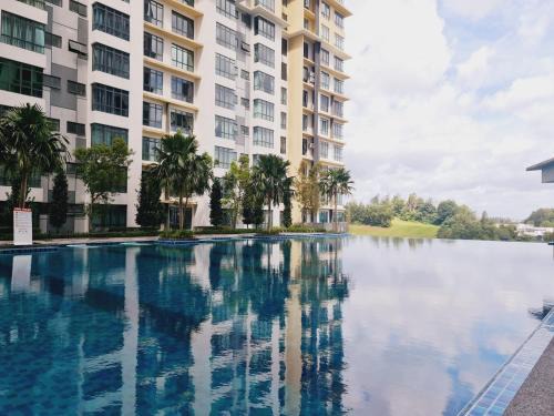 Taman Daya Apartment | New! 4-7pax 2bedrooms condo near Mount Austin JB