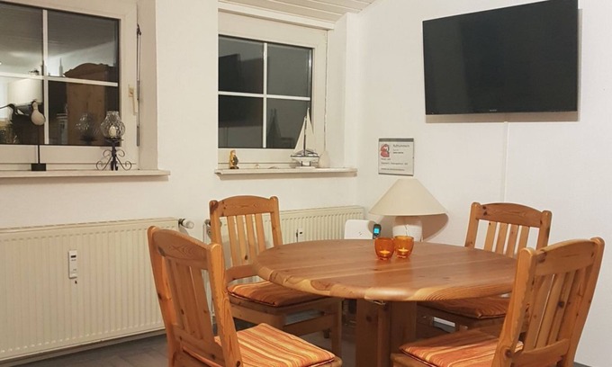 Jaderaltendeich Apartment | NEW! Apartment Küstenstube