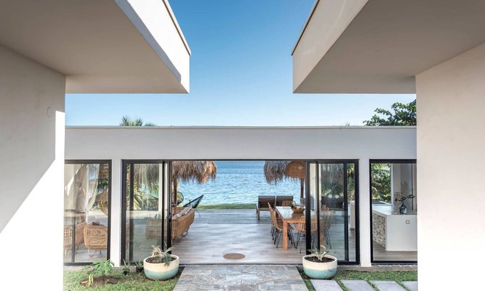 Saint-Pierre Villa | NEW: Architect-designed villa with waterfront terrace