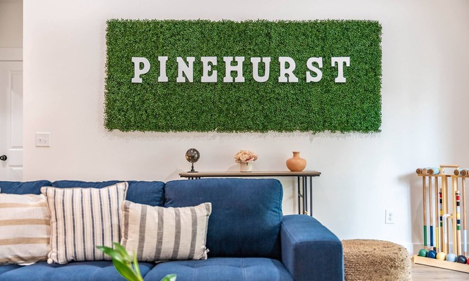 Pinehurst House | New Build! 5 Bedrooms & 3.5 Baths! 5 minutes to Golf and the Village