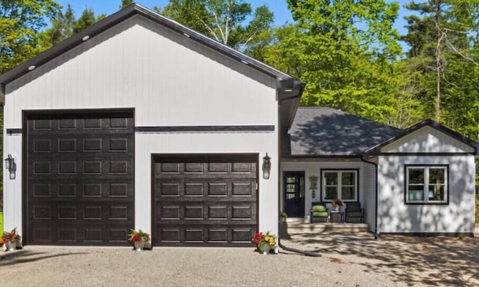 Jacksonport House | New, charming custom home, 7 minute walk to the beach