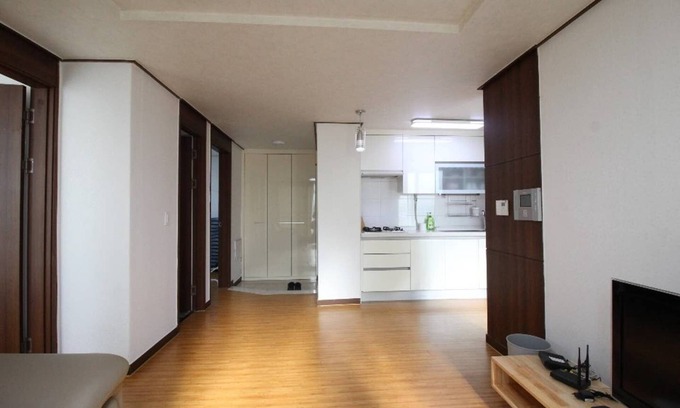 Cheongdam House | [NEW! CHEONGDAM PORSCHE - 3BDR2BATH 5MIN WALK!
