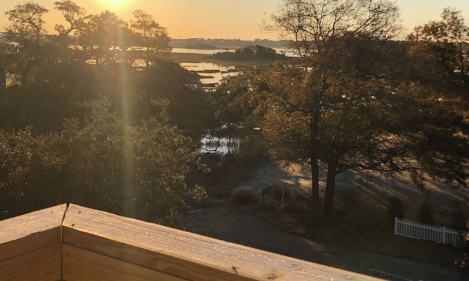 Cedar Point House | NEW Construction, pet friendly with gorgeous water views