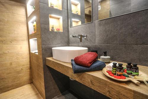 Ano Kipseli Apartment | NEW COZY home ATHENS heart KYPSELI !