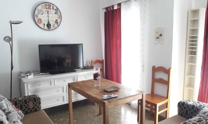 Huerta del Rey Vallellano Apartment | NEW ! DOWNTOWN AND COZY TOGETHER ALCÁZAR AND MOSQUE