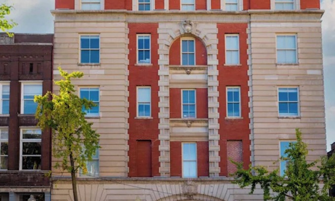 Downtown Memphis Apartment | NEW Downtown Apartment - ADA Accessible, Walk to Beale, Tom Lee Park & More!