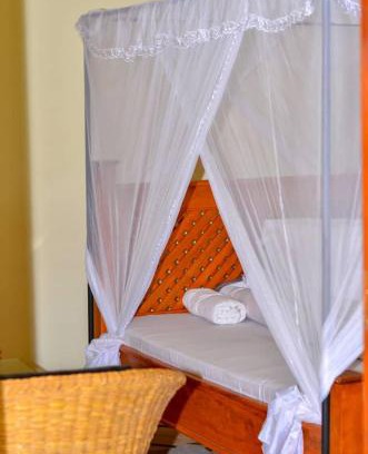 Arusha Cabin | New Favour Lodge