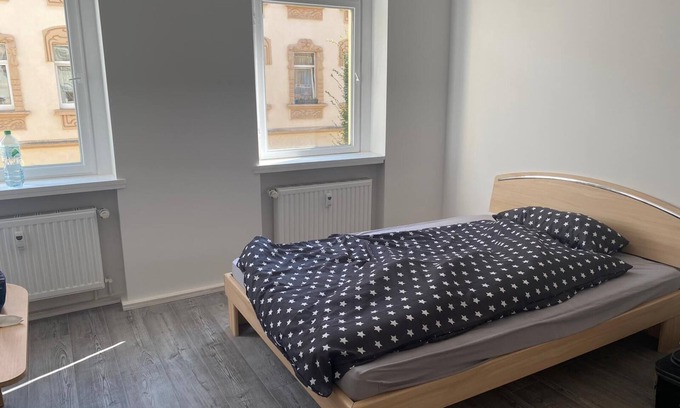 Zeitz Apartment | New flat for 9 ★Special price per month ★ 4 Rooms