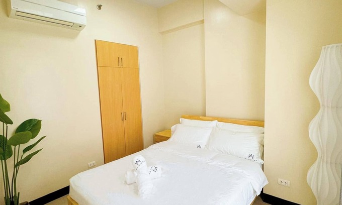 Lapu-Lapu Condo | NEW Furnitures and Near BEACH Condo