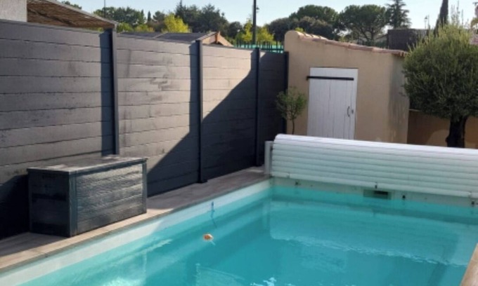 Charleval House | New house with pool at the foot of the Luberon