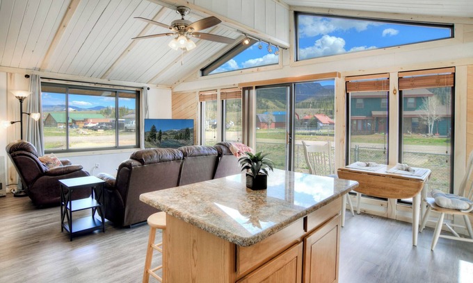Creede House | New Listing! Newly Remodled/ATVs Welcome/Pet-Freindly/Mountain Views