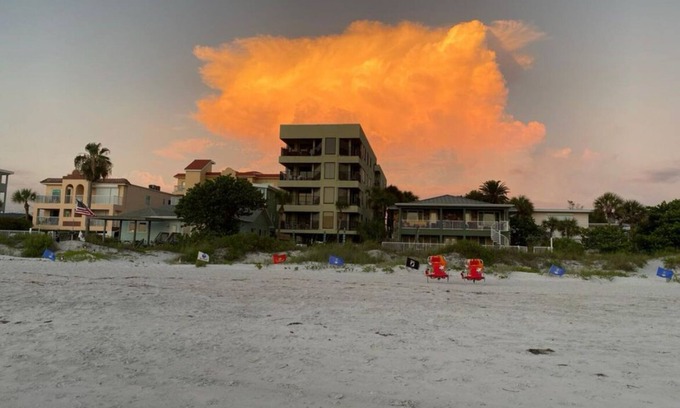 Independence Square Condo | New Listing Beautiful Views of the Beach & Intercoastal Waters! Top floor Unit!