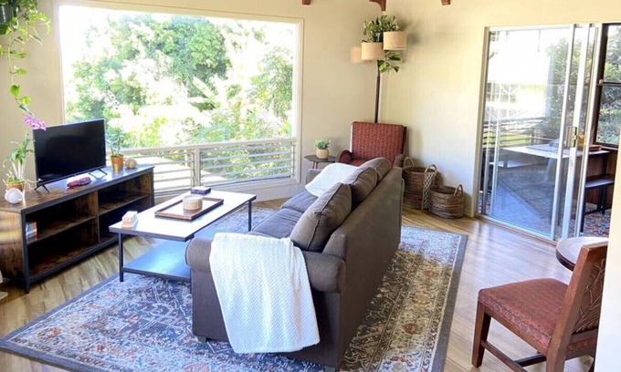 Hilo House | ** NEW! Lovely, Entire 3/2 Hilo Home, with Ocean View **