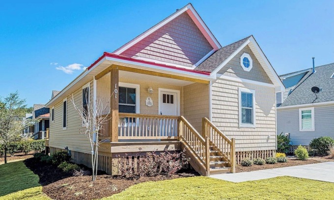 Harbinger House | New Outer Banks Golf Cottage