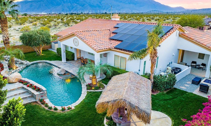 Desert Hot Springs House | NEW: Pool, Spa, Tiki Bar, Mini Golf, Firepit, Desert Views