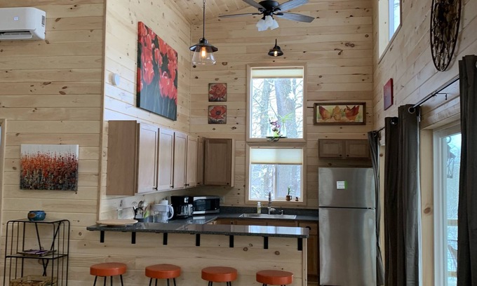 New Marshfield Cabin | New & Romantic Couples Cabin with hot tub & fire pit near Athens & Hocking Hills