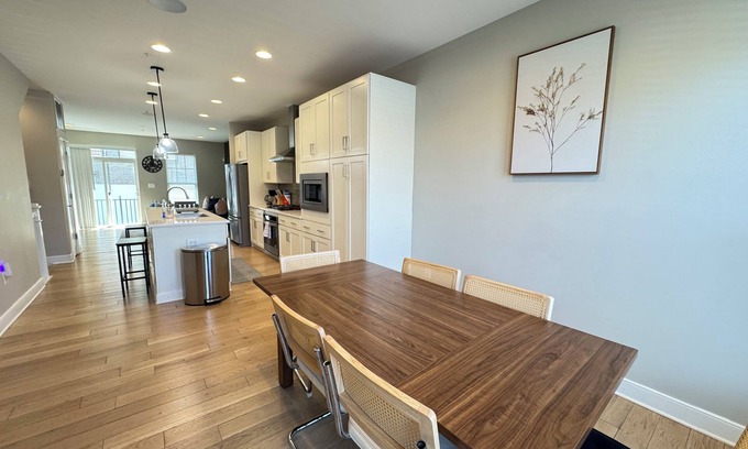 Northeast House | NEW Spacious Entire House 4BR in DC - Private Garage