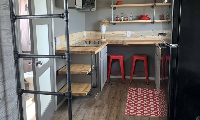 Cortez Cabin | New Tiny home on cattle ranch 80 acres gorgeous view Close to forest McPhee Mesa