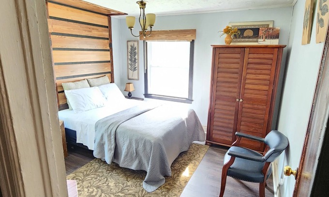 Terry Sanford House | New UpgradesnCedarCharm 6 miles from I95.nFt BRAGG/Downtown