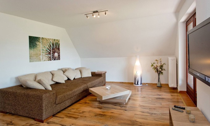 Toppenstedt Apartment | NEW! Vacation apartment zum Wiesenblick