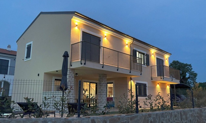 Farini Villa | New villa for 8 people in Višnjan near Poreč