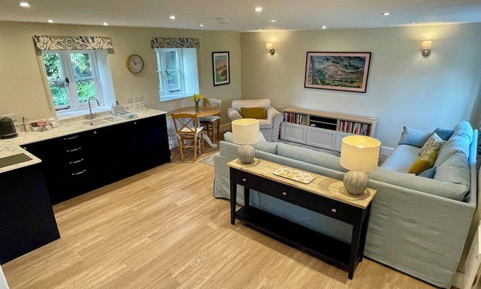 Tadley Apartment | Newly built 1 bedroom apartment in rural village